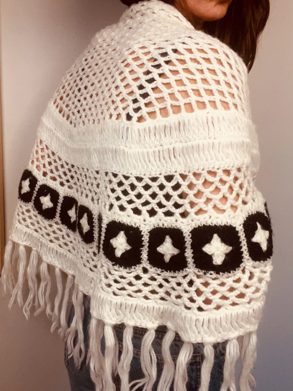 Vintage 70s Handmade Bohemian Crochet Shawl – Cream & Black Geometric Floral